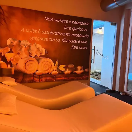 Bed and breakfast Nonna Cicci Boutique - Cisterna dʼAsti