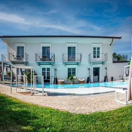 Nonna Cicci Boutique - Bed and breakfast Cisterna dʼAsti