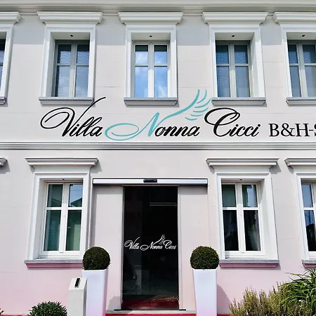 Nonna Cicci Boutique - 4* Cisterna dʼAsti