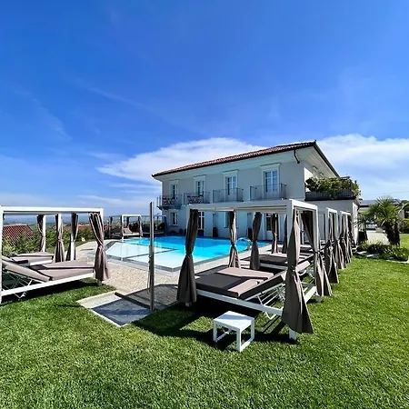 Nonna Cicci Boutique - Oda ve Kahvaltı Cisterna dʼAsti