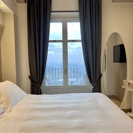 Bed and breakfast Nonna Cicci Boutique - Cisterna dʼAsti